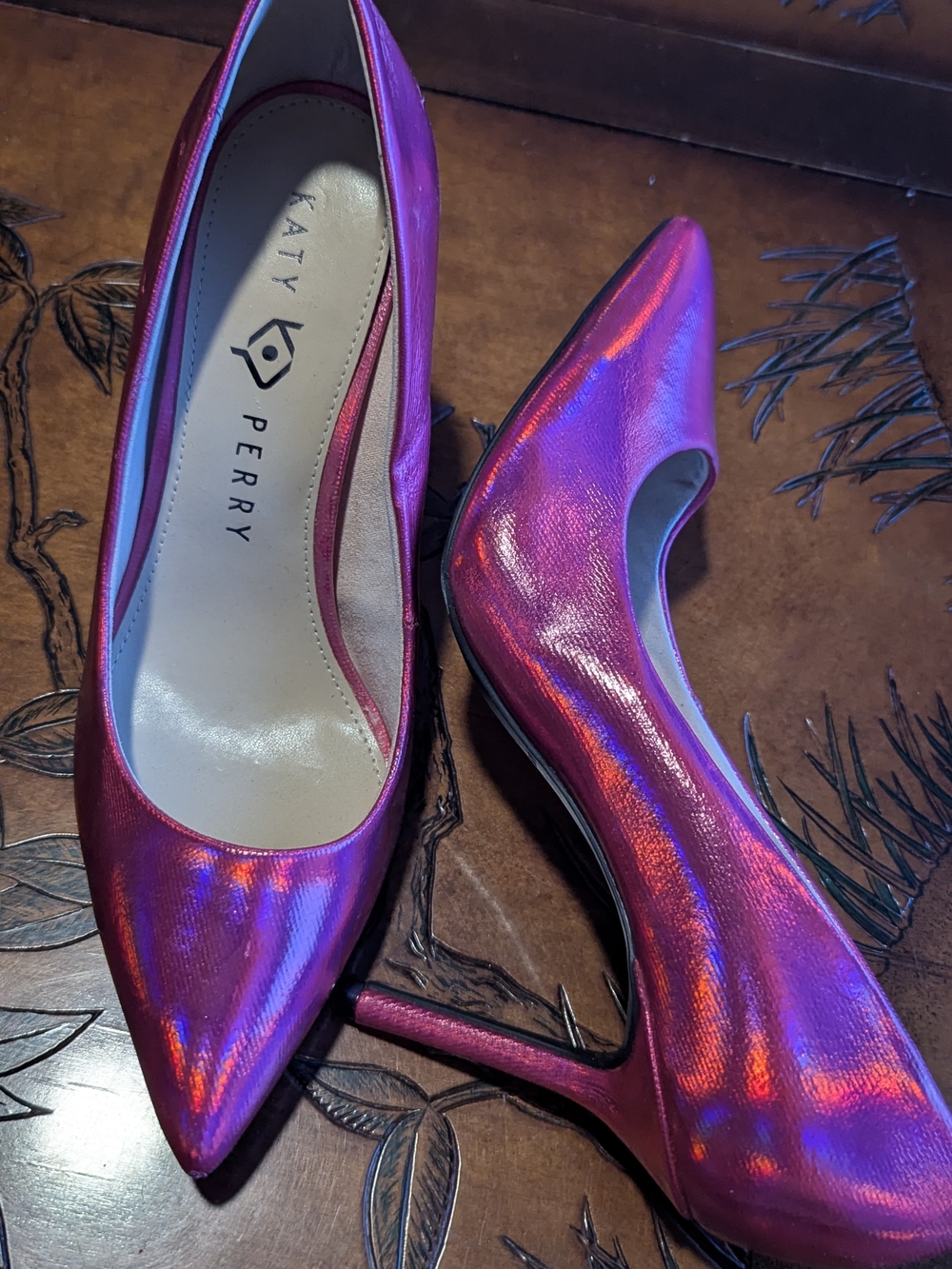 Katy Perry Collections Pink Holographic Metallic Pointed-Toe Stiletto Pumps